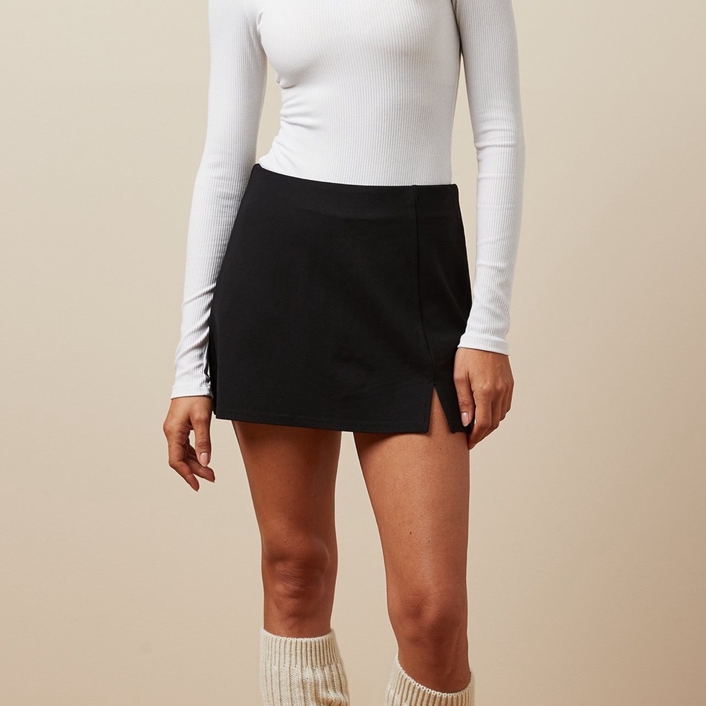 American Eagle It Knit Skort in Black